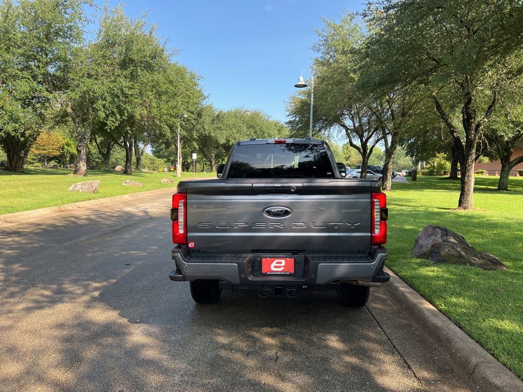 2026 Ford F-350 XLT photo 6