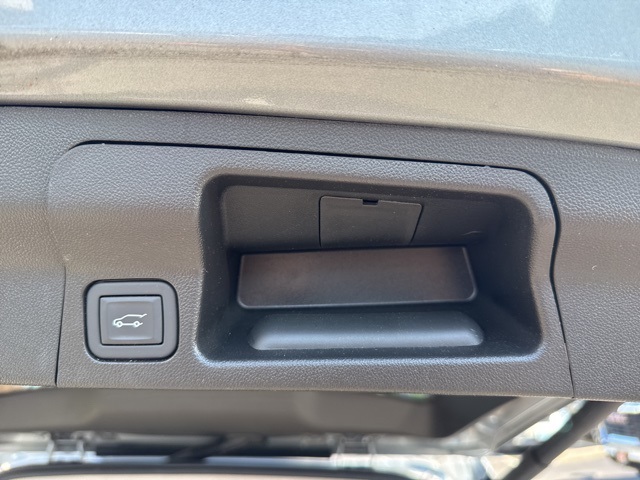 2023 Gmc Acadia AT4 photo 19