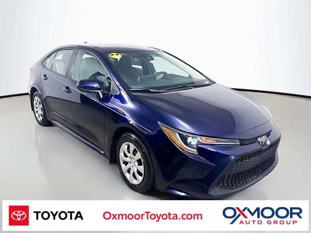 2022 Toyota Corolla LE's photo