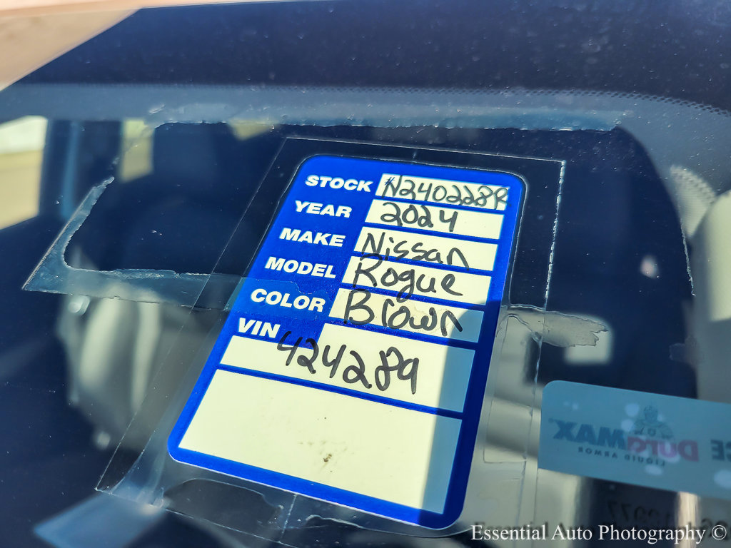 2024 NISSAN ROGUE - Image 25