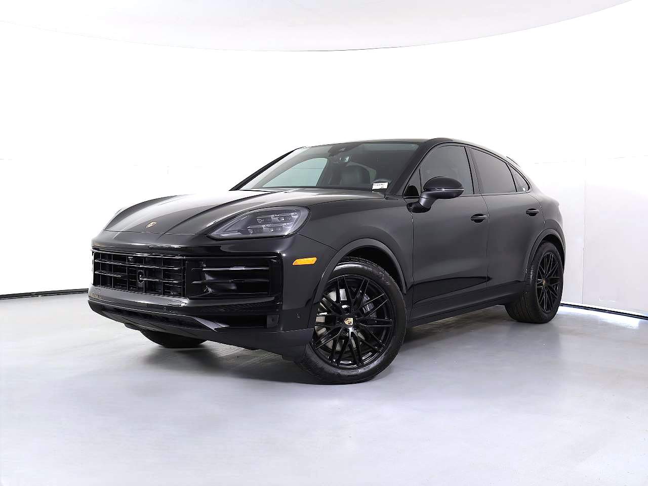 2025 Porsche Cayenne Coup Base's photo