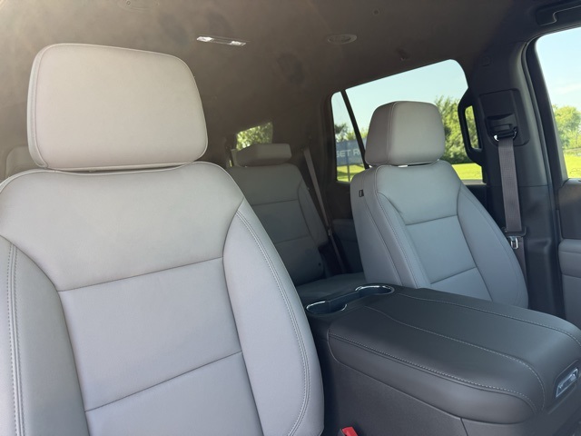 2025 Chevrolet Tahoe Z71 photo 10