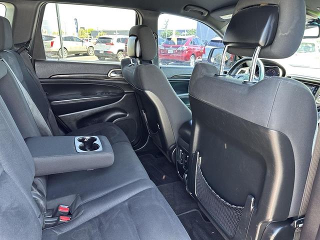 2014 Jeep Grand Cherokee Altitude photo 17