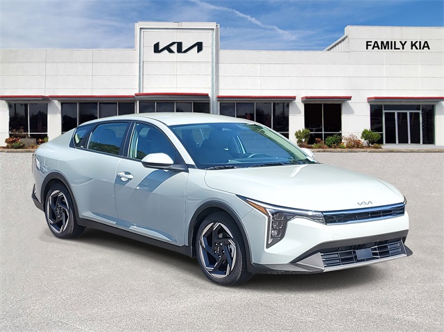 2025 Kia K4 EX's photo