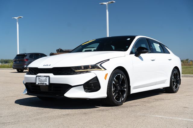 2024 Kia K5 GT-Line photo 2