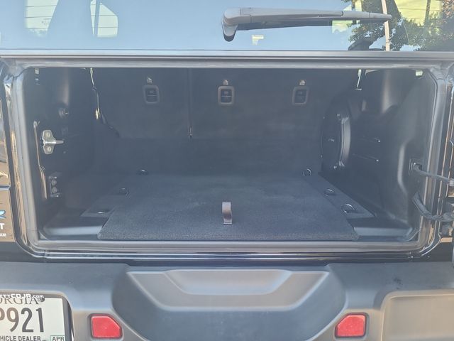 2022 Jeep Wrangler Unlimited Sahara 4xe photo 11