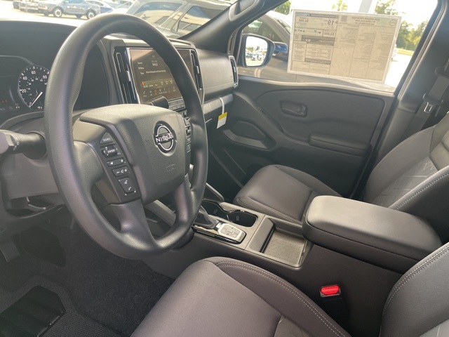 2026 Nissan Frontier Crew Cab SV photo 10