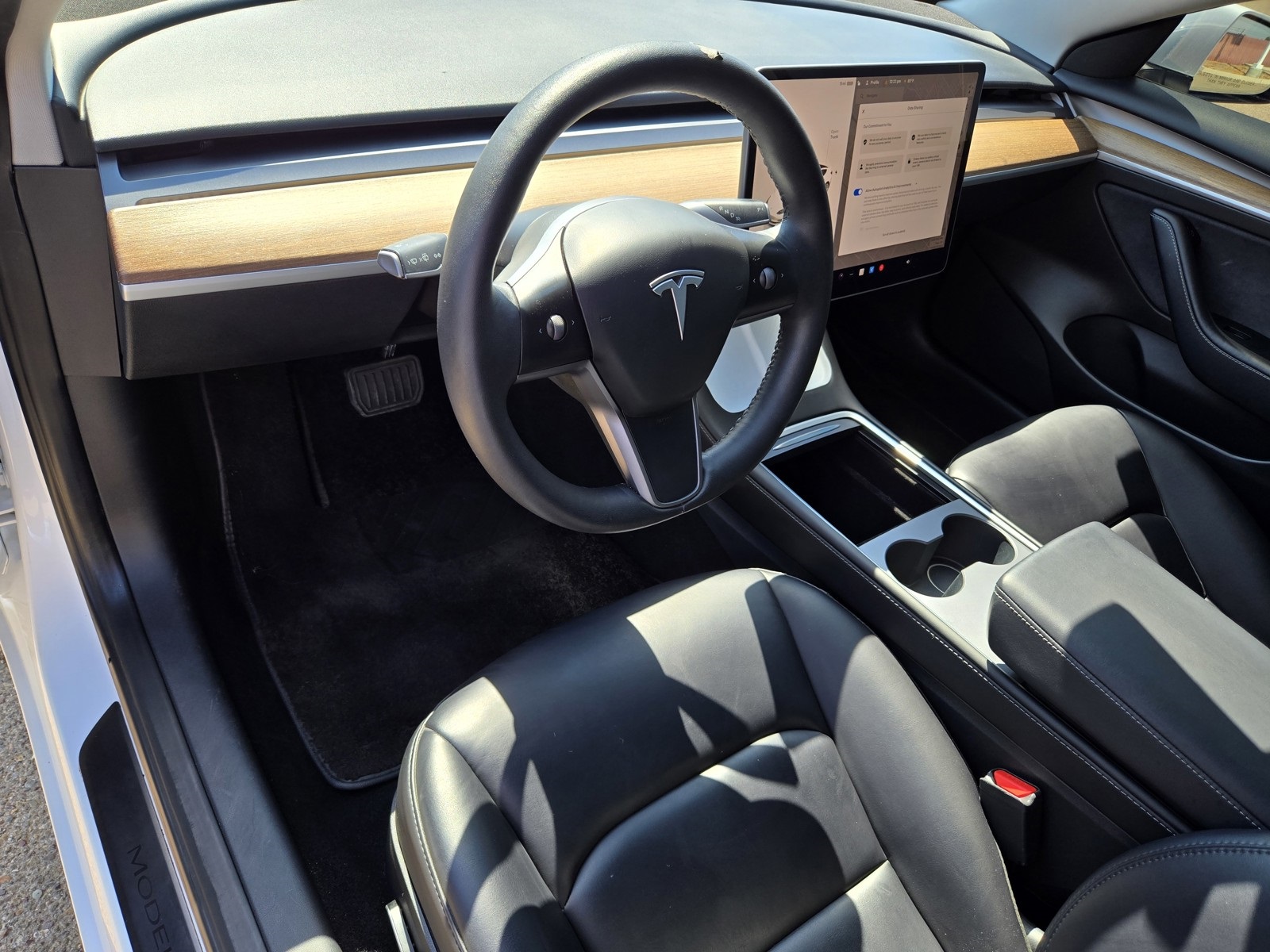2023 Tesla Model 3 photo 12