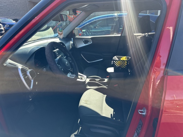 2020 Kia Soul LX photo 7