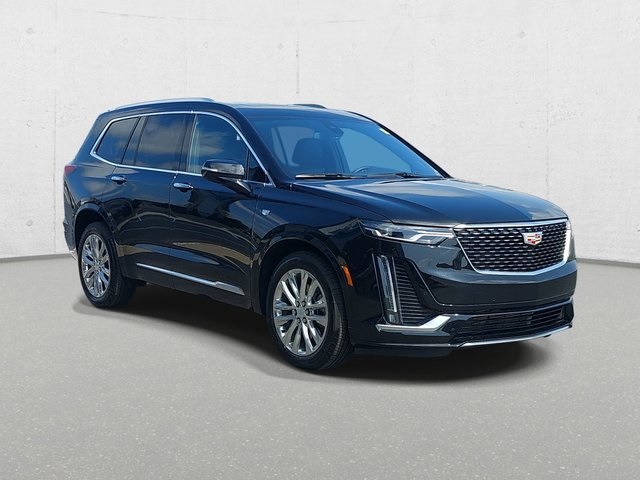 2025 Cadillac XT6 Premium Luxury photo 3