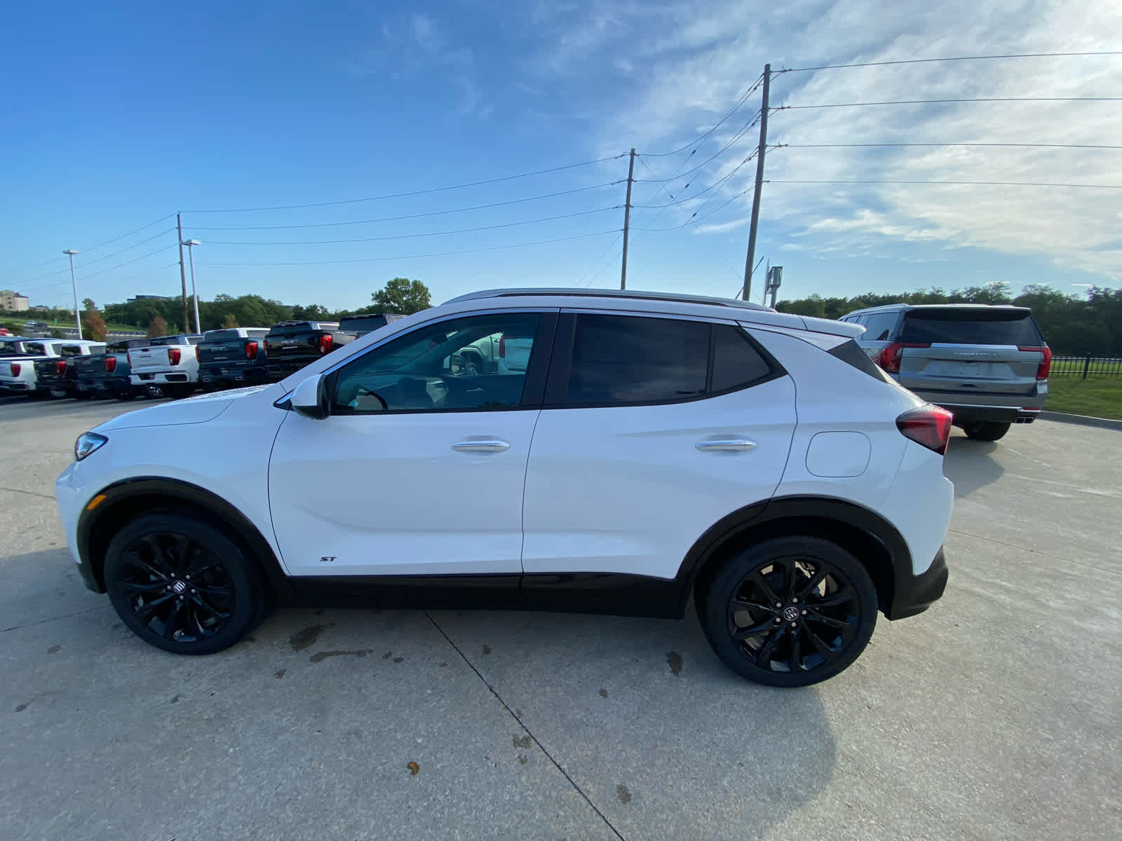 2026 Buick Encore GX Sport Touring photo 9