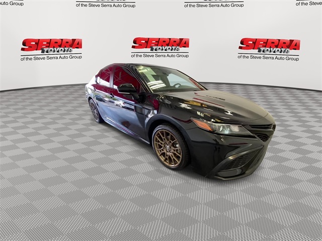 2023 Toyota Camry SE photo 3