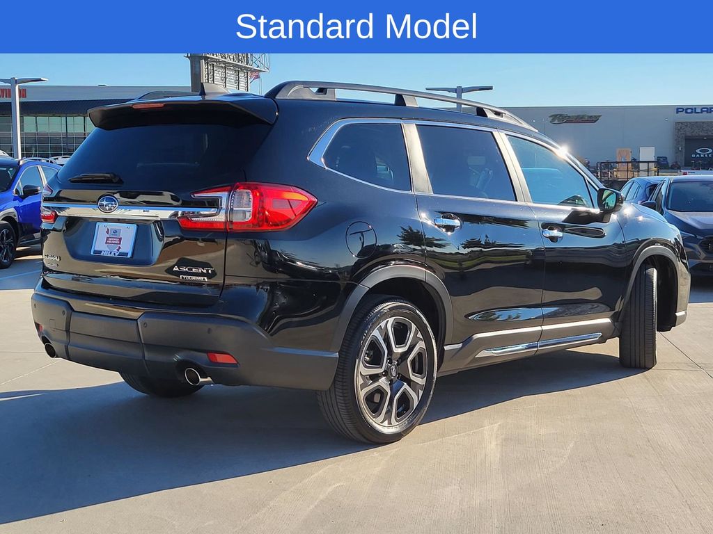 2024 Subaru Ascent Touring photo 3