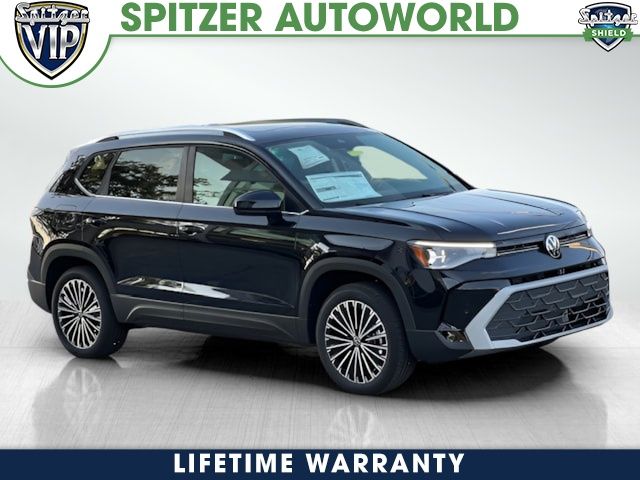 2025 Volkswagen Taos SE's photo