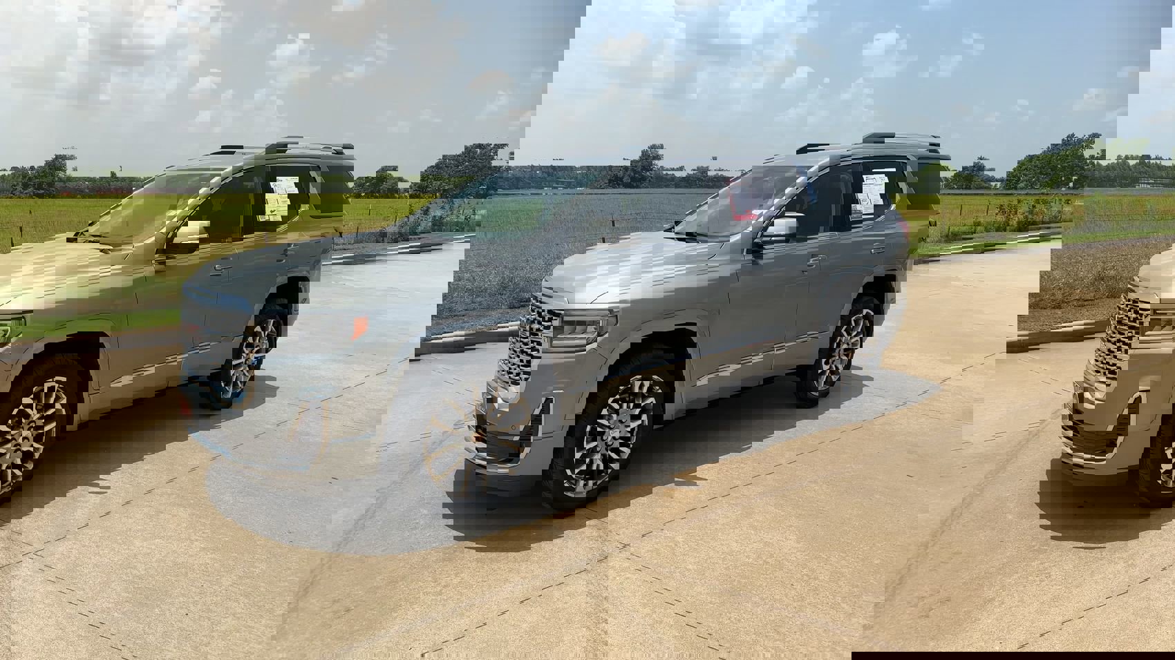 2023 Gmc Acadia Denali photo 3