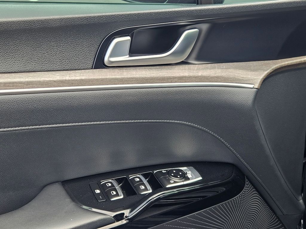 2021 Kia K5 EX photo 8