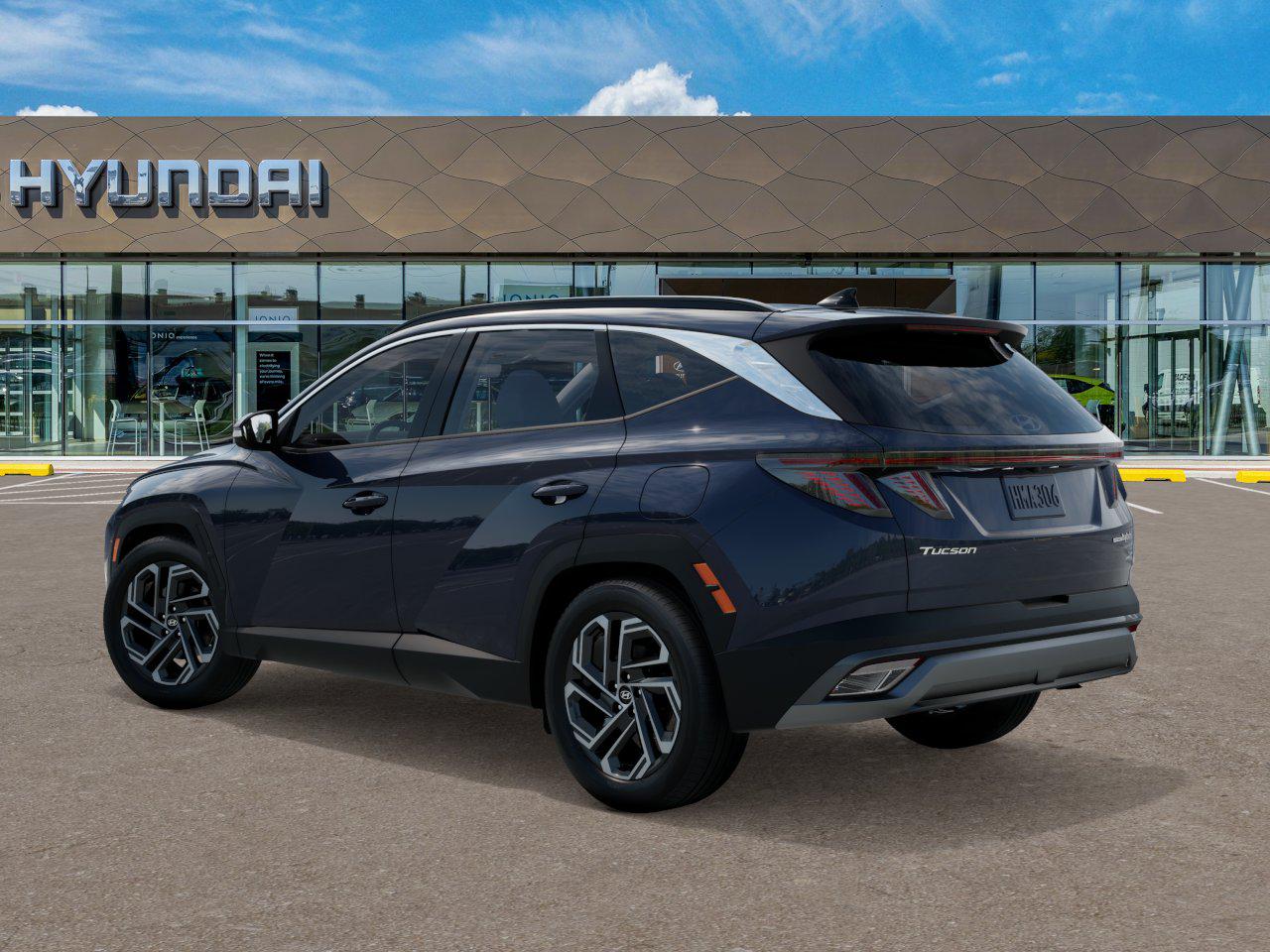 2025 Hyundai Tucson Hybrid Limited photo 3
