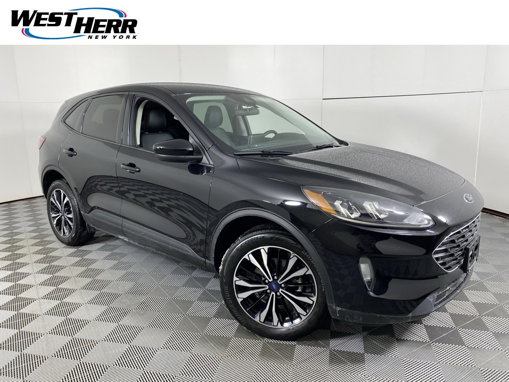 2022 Ford Escape SEL's photo