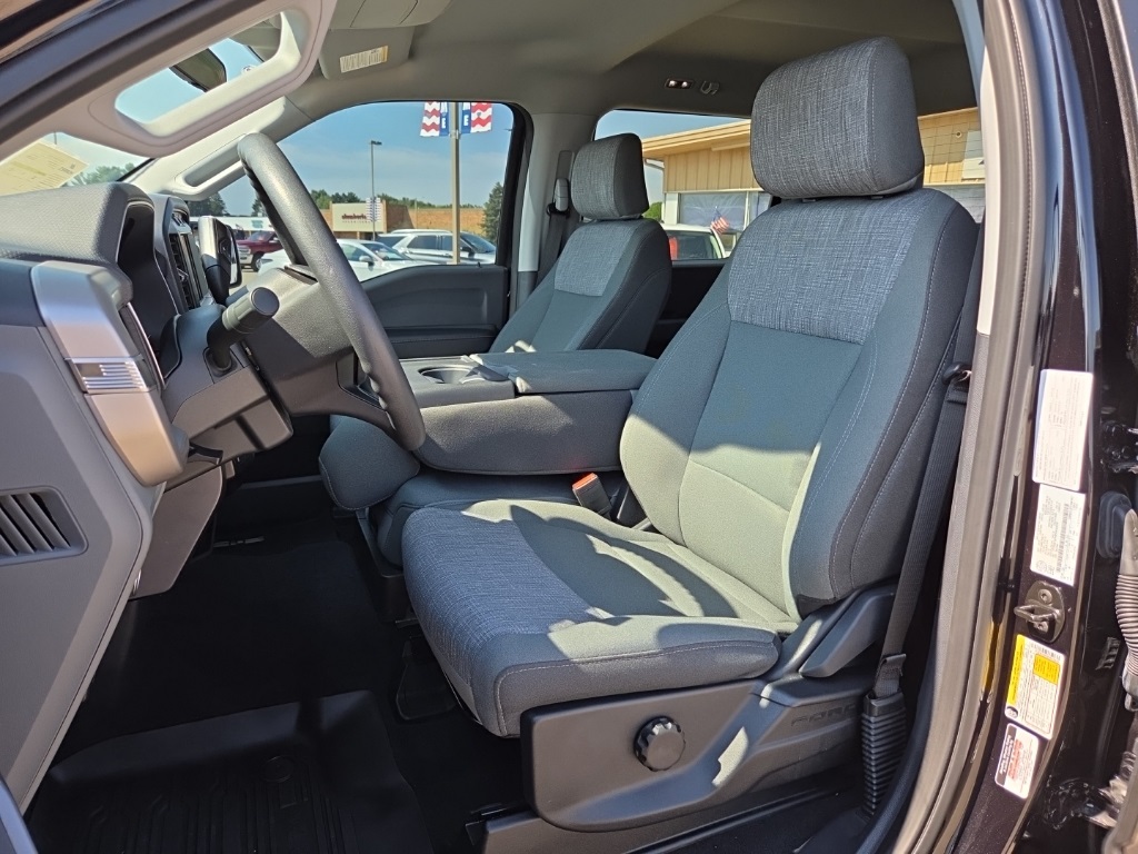 2023 Ford F-150 XLT photo 16