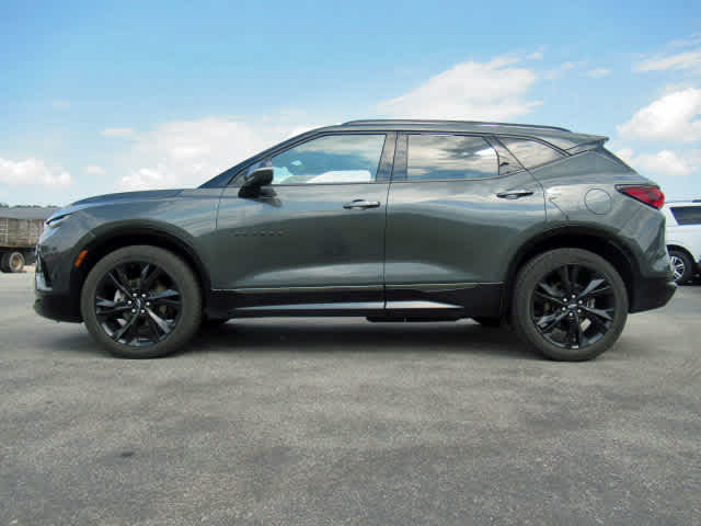 2020 Chevrolet Blazer RS photo 2