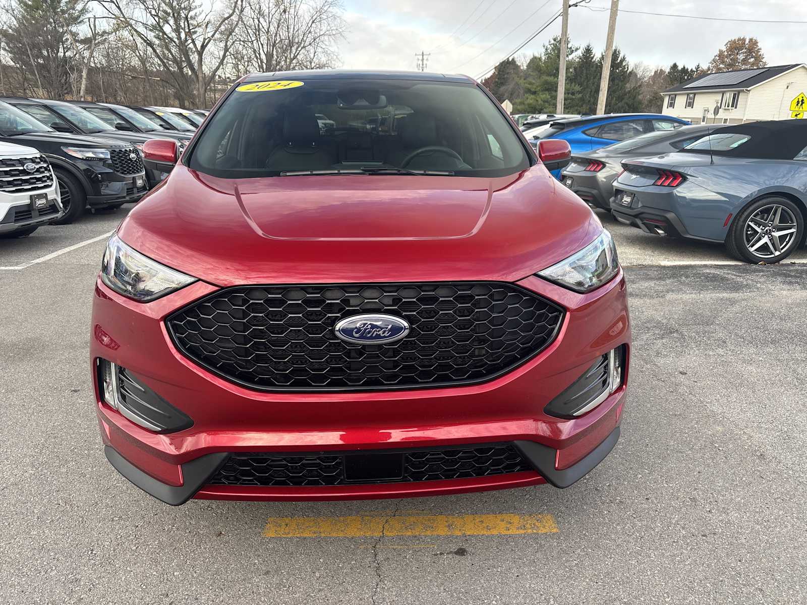 2024 Ford Edge ST-Line photo 2