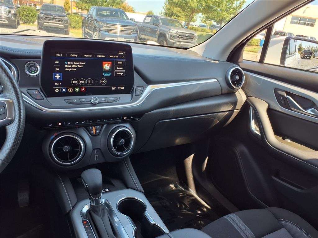 2023 Chevrolet Blazer 2LT photo 19