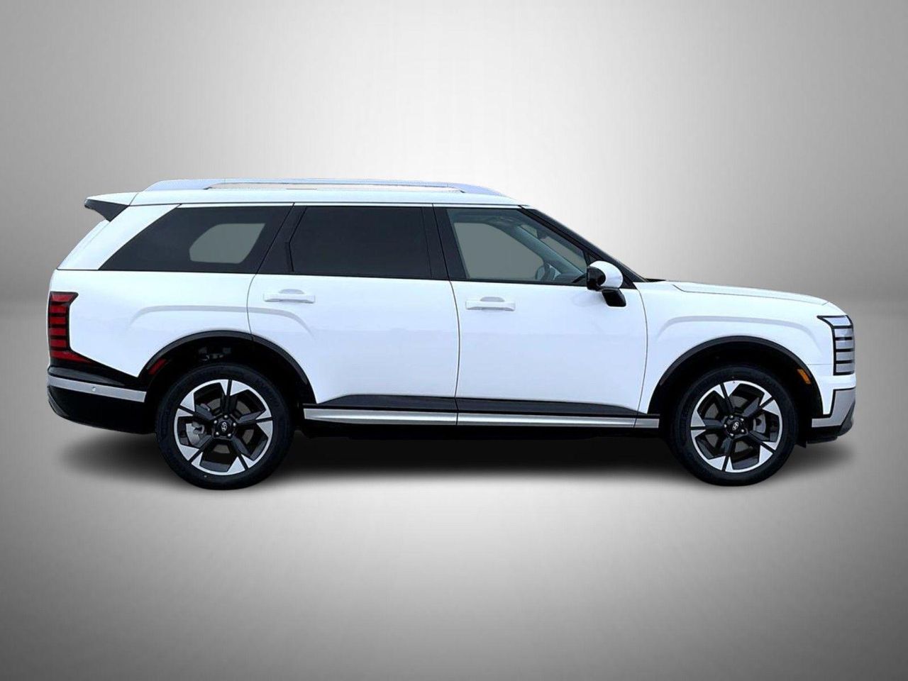 2026 Hyundai Palisade Limited photo 4