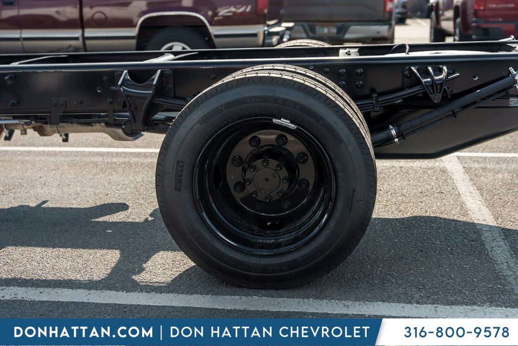 2024 Chevrolet Silverado 4500HD Work Truck photo 27