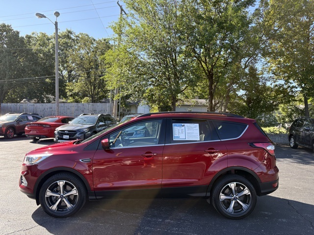 2017 Ford Escape SE photo 3