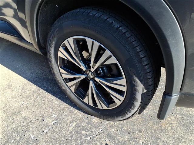 2021 Nissan Rogue SV photo 5