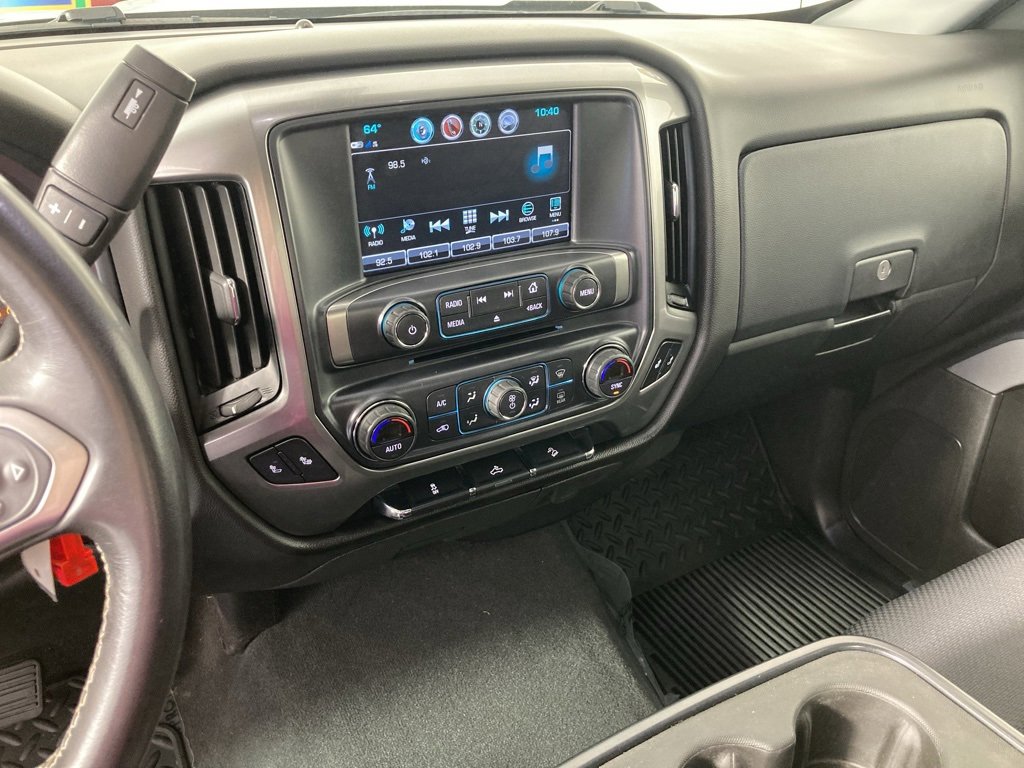 Used 2018 Chevrolet Silverado 1500 LT with VIN 3GCUKREC6JG628631 for sale in Stillwater, Minnesota