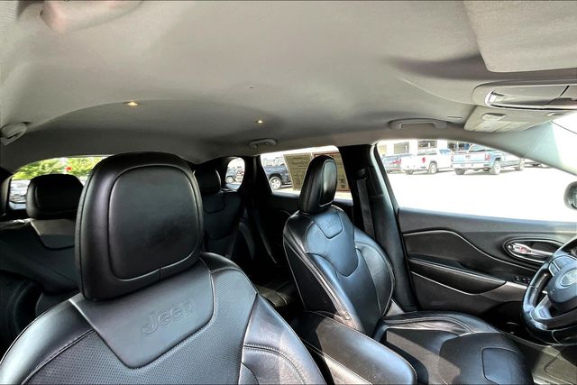2020 Jeep Cherokee Limited photo 21