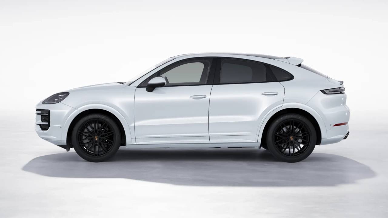 2026 Porsche Cayenne S Coupe photo 2