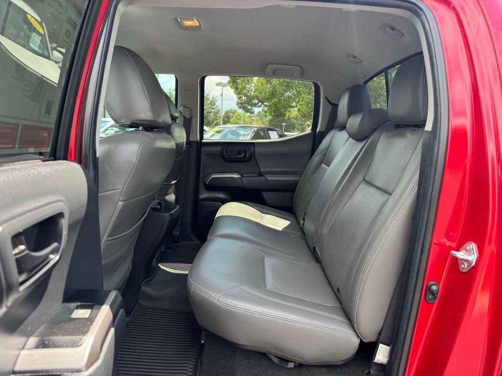 2023 Toyota Tacoma SR5 V6 photo 11