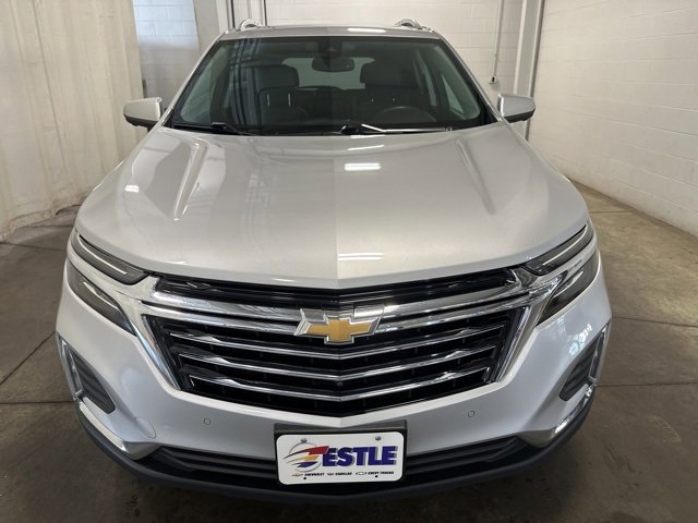 2022 Chevrolet Equinox Premier photo 2