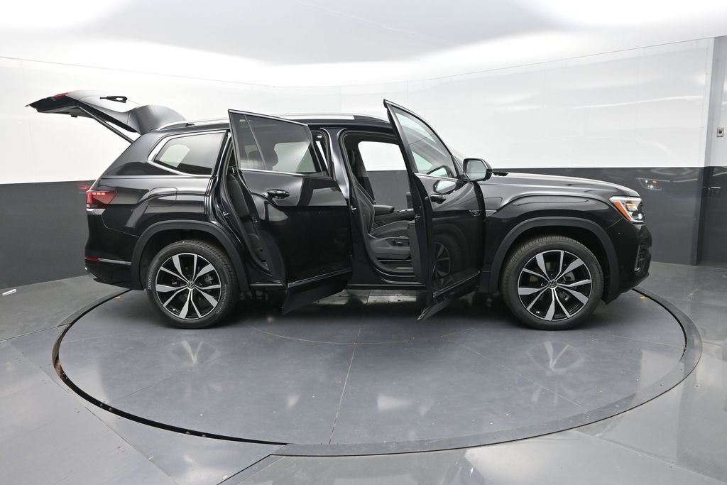2025 Volkswagen Atlas SEL Premium R-Line photo 33