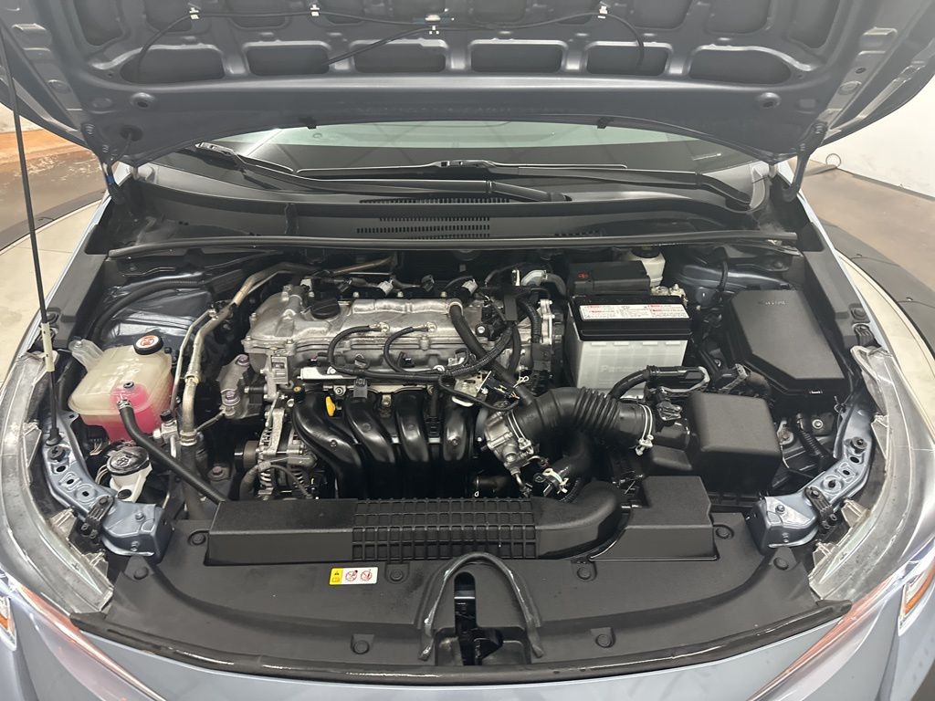 2022 Toyota Corolla LE photo 27