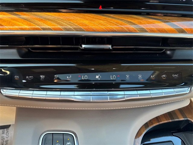 2024 Cadillac Escalade Premium Luxury Platinum photo 22