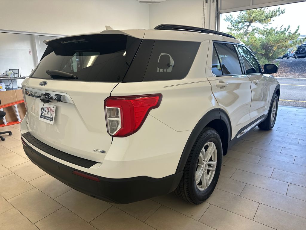 2020 Ford Explorer XLT photo 4