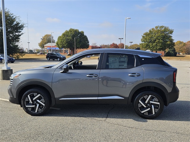 2026 Nissan Kicks SV photo 2