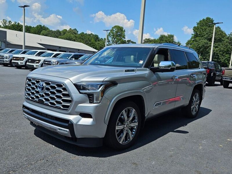 2023 Toyota Sequoia Capstone photo 2
