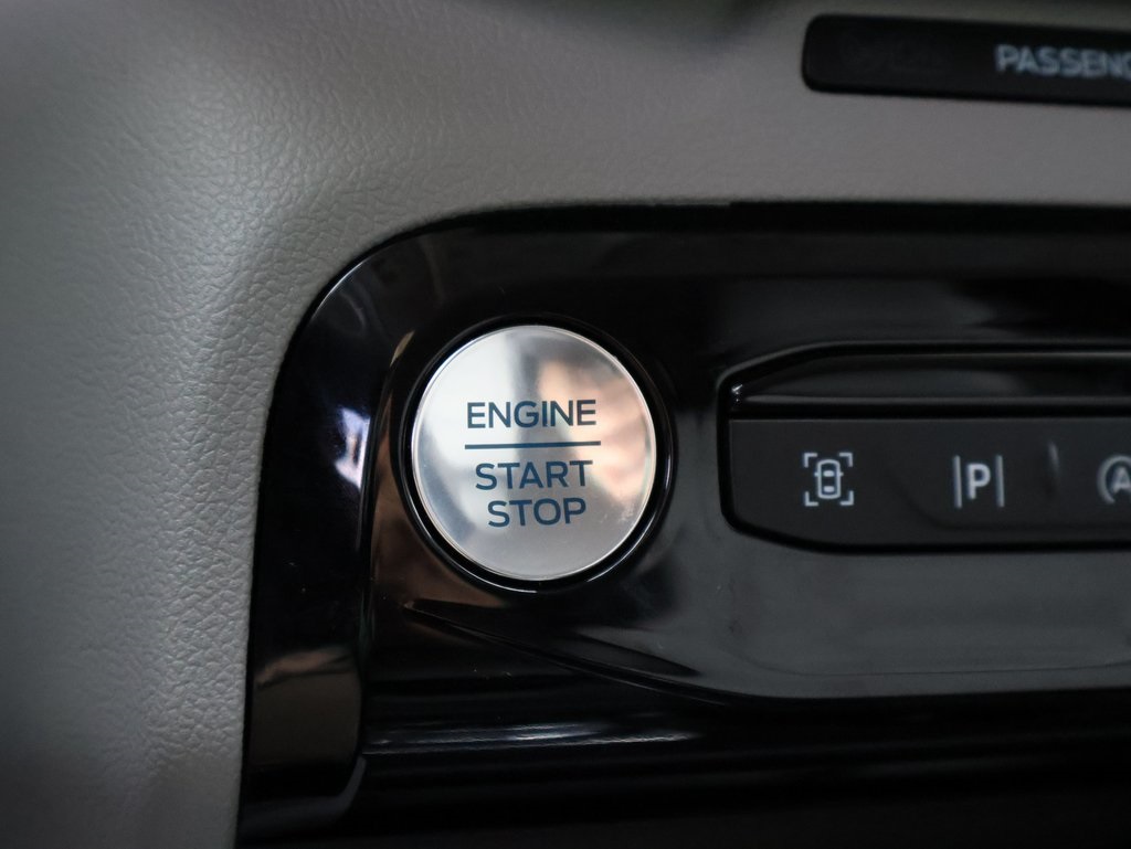 2024 Ford Escape Platinum photo 31