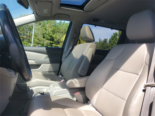 2015 Honda Odyssey EX-L photo 13