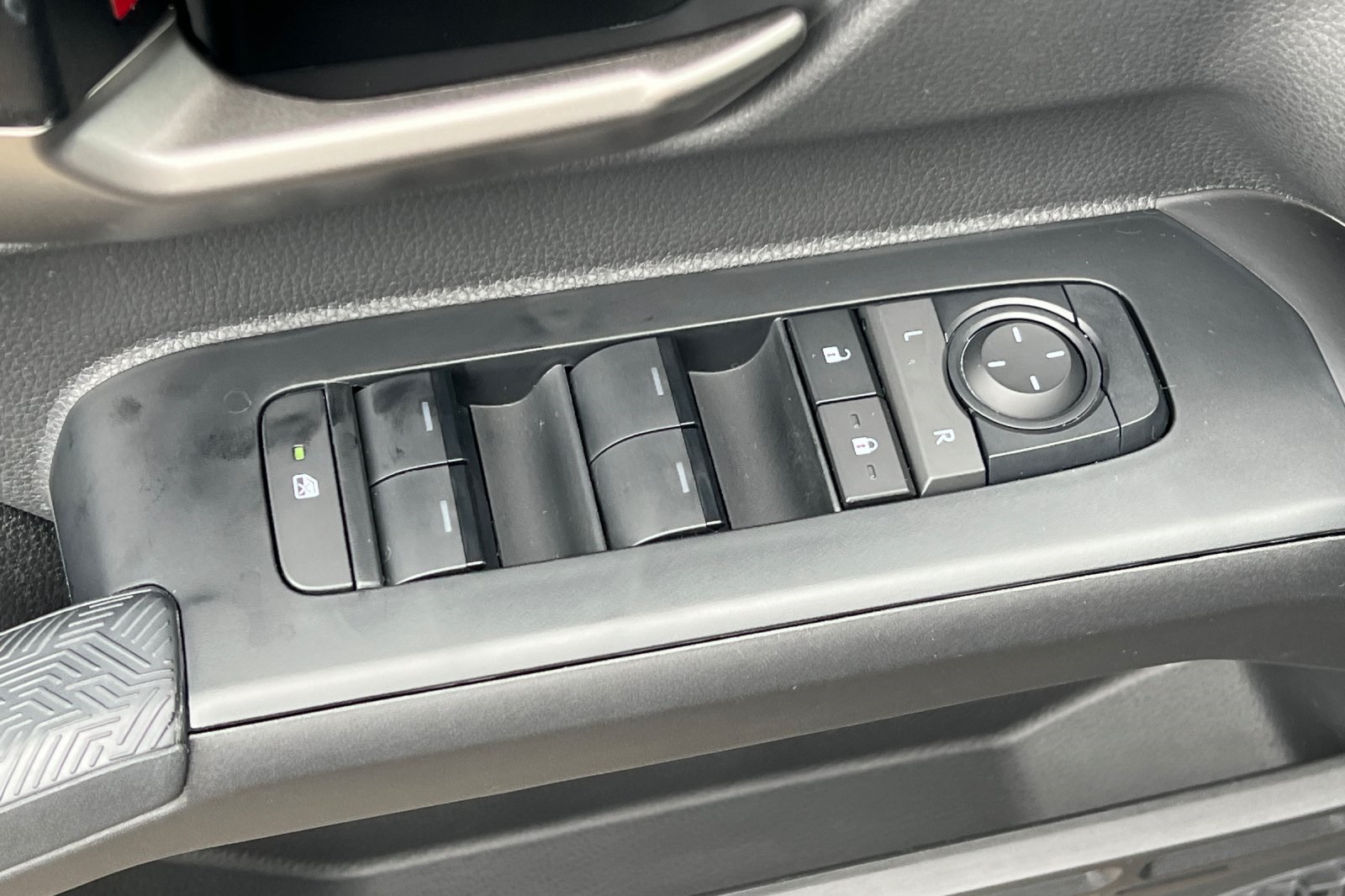 2025 Toyota Tacoma TRD Sport 4x4 Double Cab photo 14