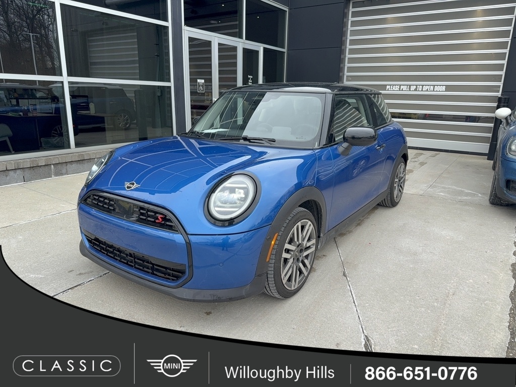 2025 MINI Hardtop 2 Door S's photo
