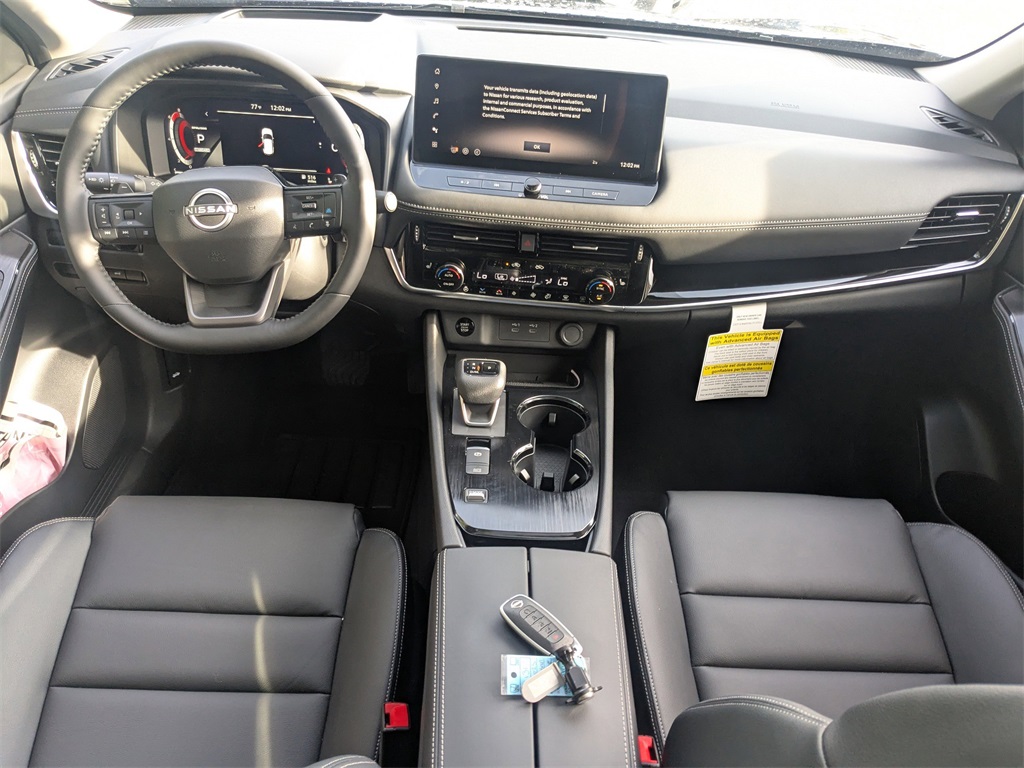 2025 Nissan Rogue SL photo 16