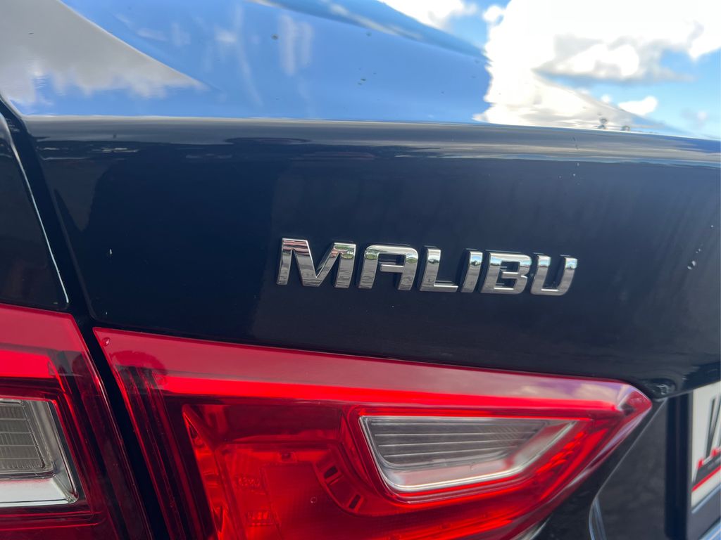 2025 Chevrolet Malibu 1LT photo 13