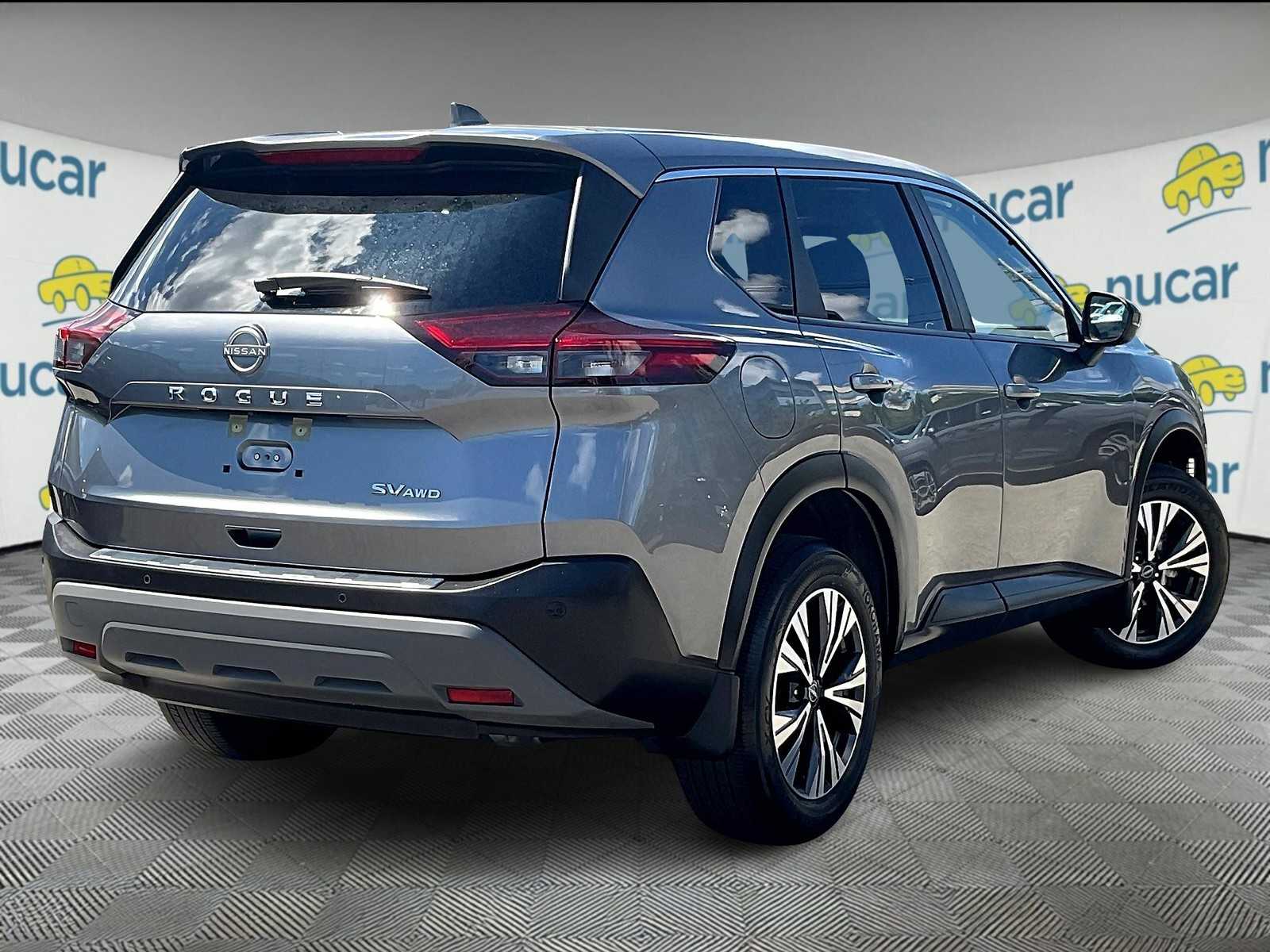 2023 Nissan Rogue SV photo 6