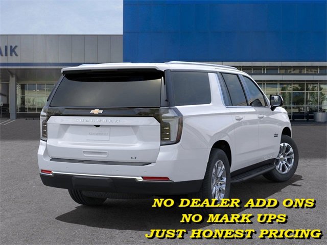2025 Chevrolet Suburban LT photo 3