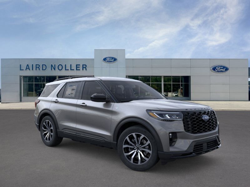 2025 Ford Explorer ST-Line photo 6